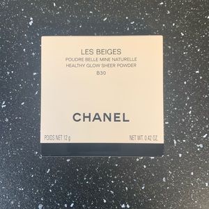 Chanel Les Beiges Healthy Glow Sheer Powder B30